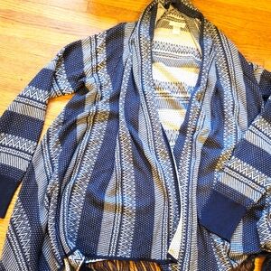 Charming Charlies NEW cardigan tassle hem navy blue White lightweight soft